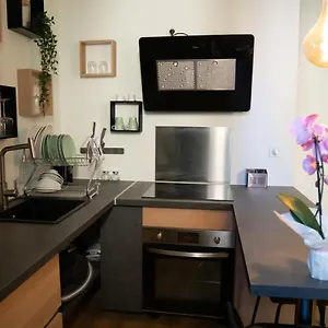 Appartement Coeur De Neuf Et Design Tt Equipé Parking Gratuit, Sanary-sur-Mer